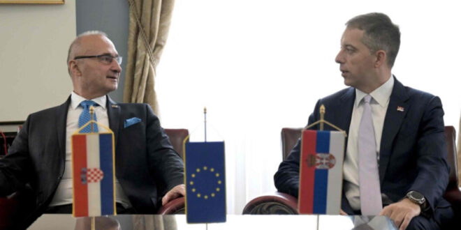 Beograd-Šefovi diplomacija Hrvatske i Srbije razgovarali o Bosni i Hercegovini